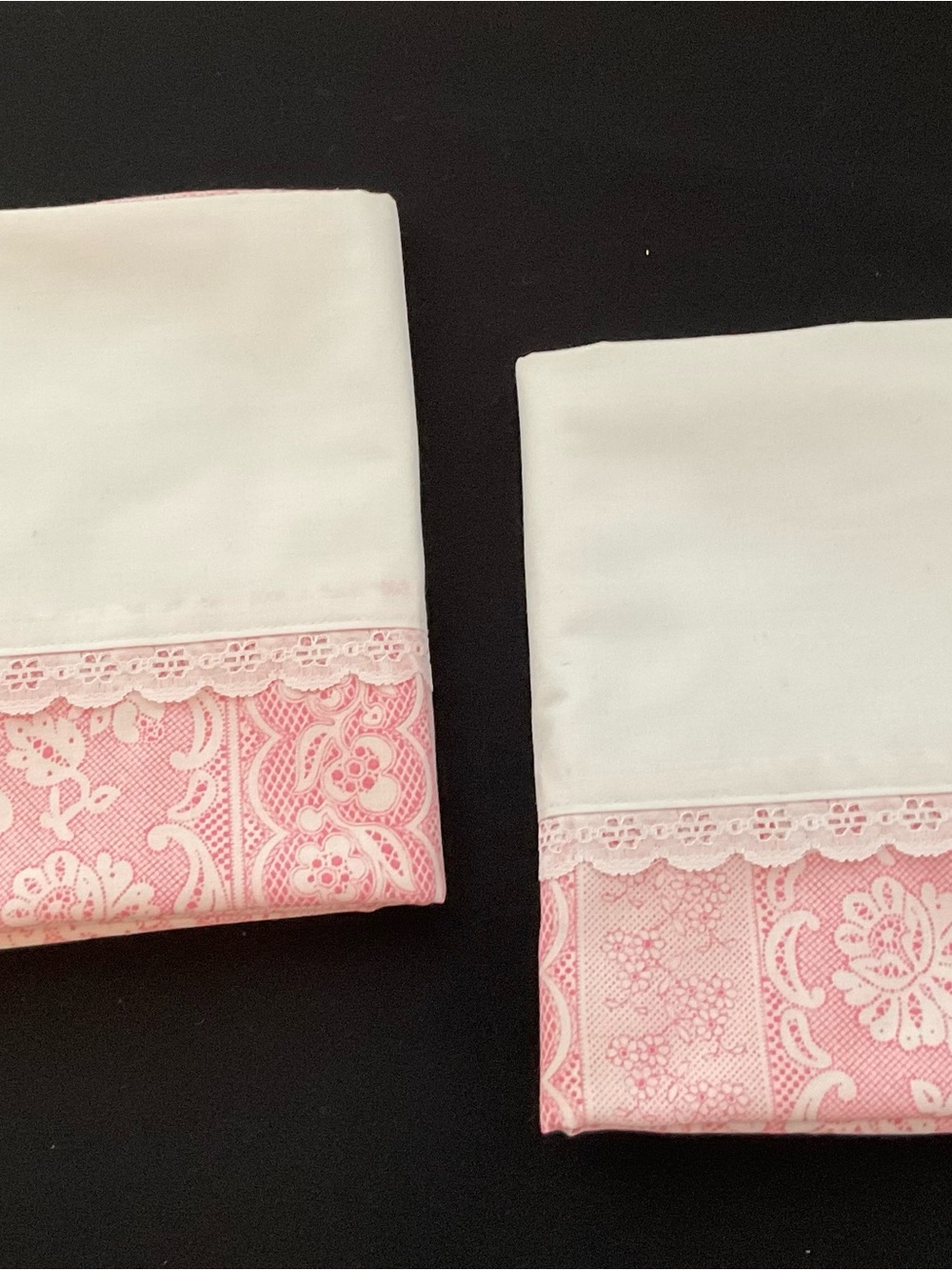 Canon Featherlite Pink Standard Pillowcase with White Border